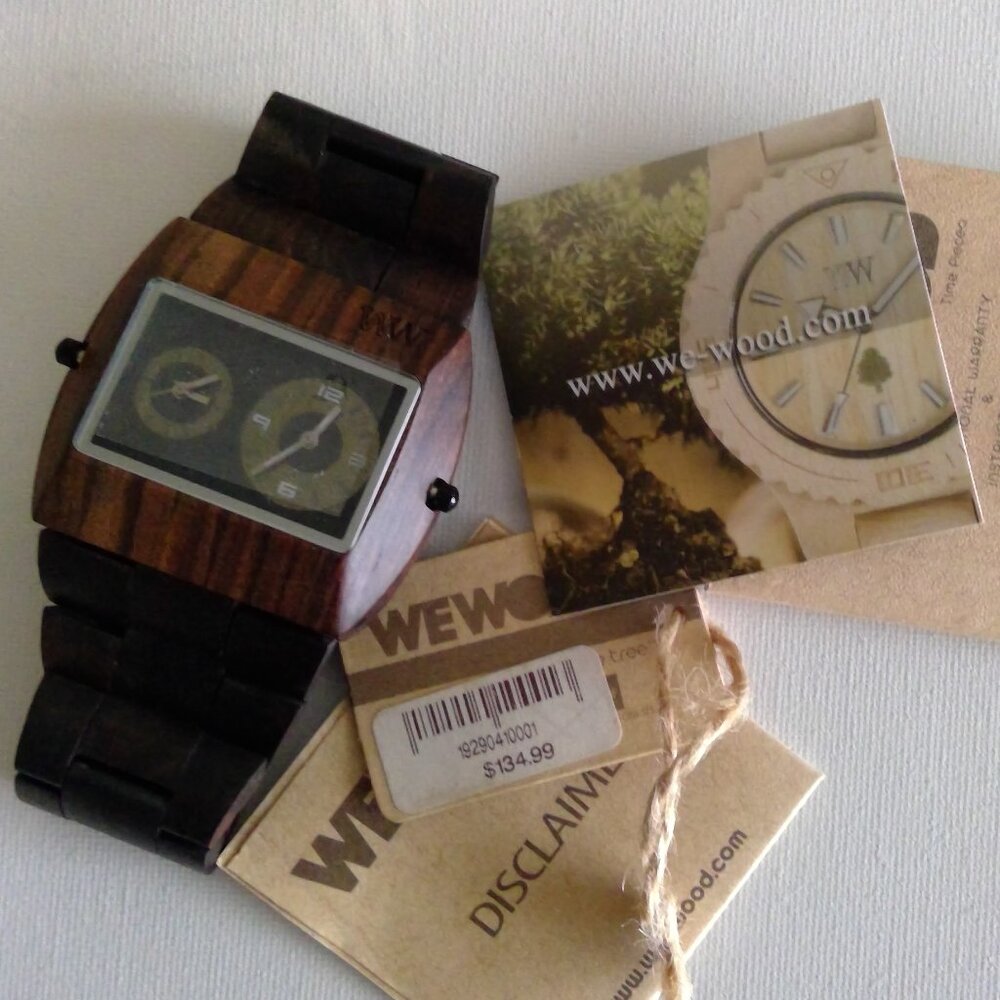 WE WOOD watch in Chocolate brown. One size